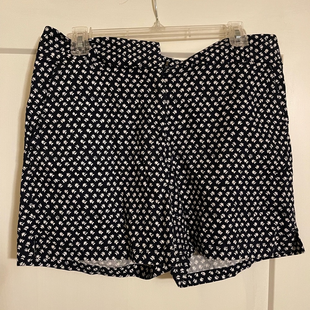 Loft blue and white shorts size 8